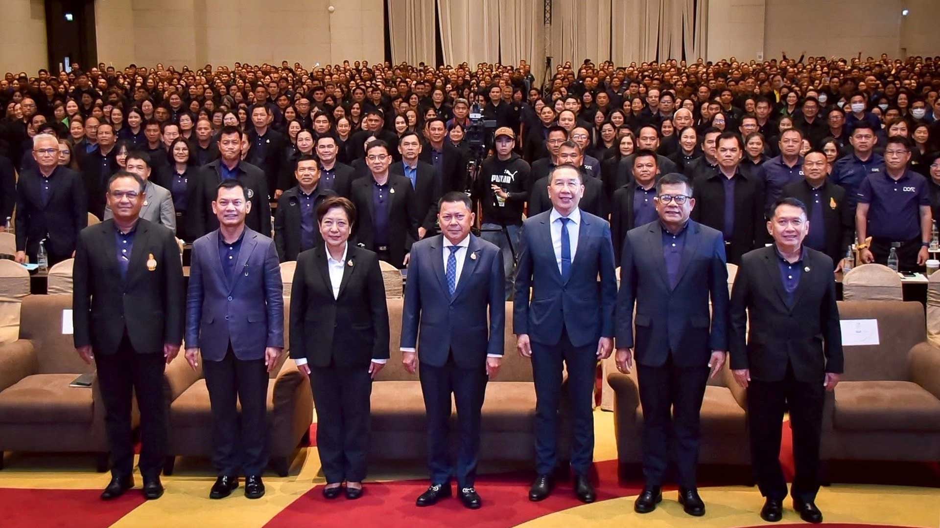 กรมส่งเสริมการเกษตร พร้อมขานรับนโยบายปี 2569มุ่งสู่ฉากทัศน์ใหม่ เกษตรเพื่อภูมิอากาศ 1 กรมส่งเสริมการเกษตร 2 1