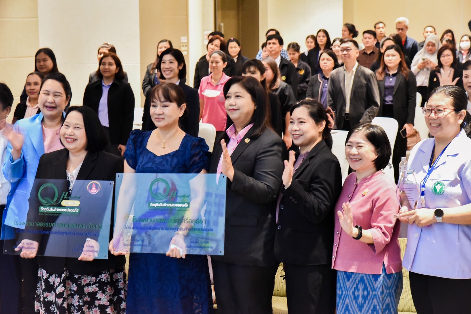 มกอช. ยกระดับ ส่งเสริมการใช้วัตถุดิบสินค้าเกษตรปลอดภัย สร้างความเชื่อมั่นด้านโภชนาการสู่โรงพยาบาลอาหารปลอดภัย (Q Hospital)” 6 ภาพมกอช5 0