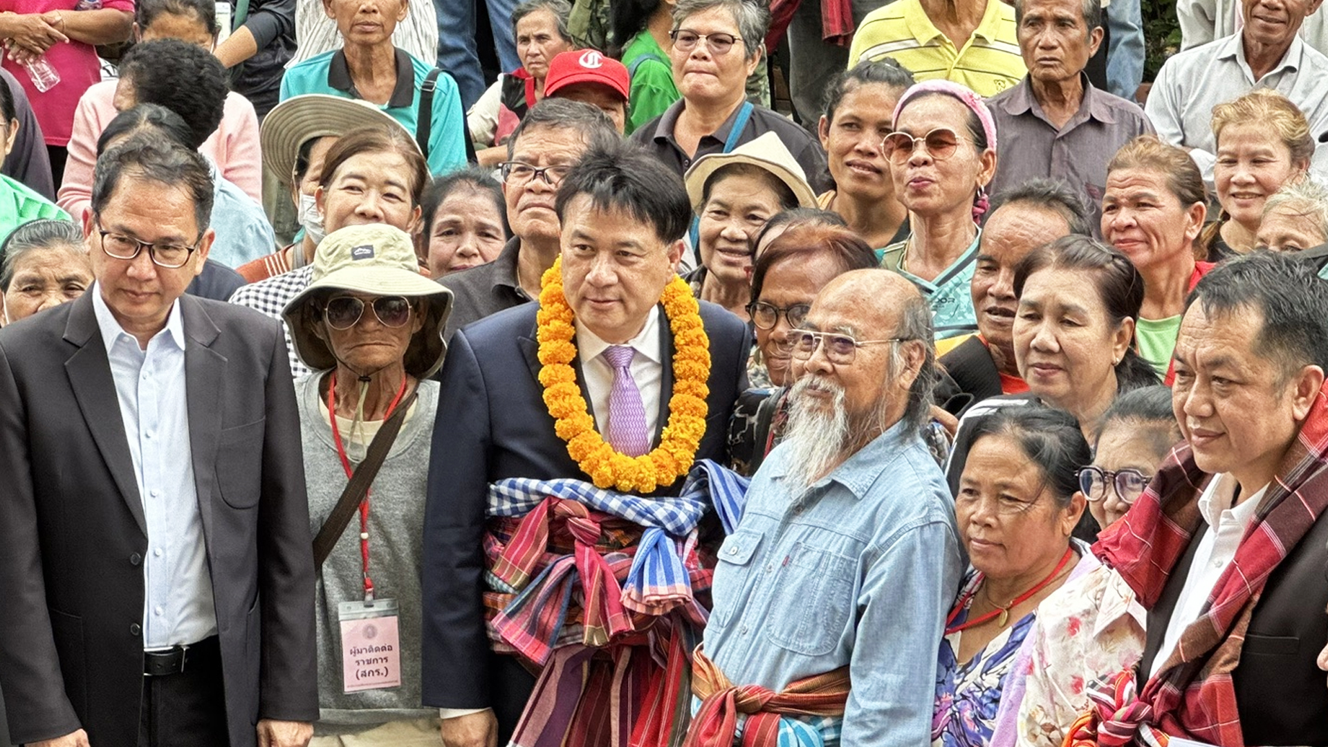 รมช.นเรศ รับฟังปัญหากลุ่มสมัชชาเกษตรกรภาคอีสานและสมาพันธ์เกษตรกรอีสาน สั่งเร่งเดินหน้าแก้ไขบรรเทาความเดือดร้อนเกษตรกร 1 รมช.นเรศ2