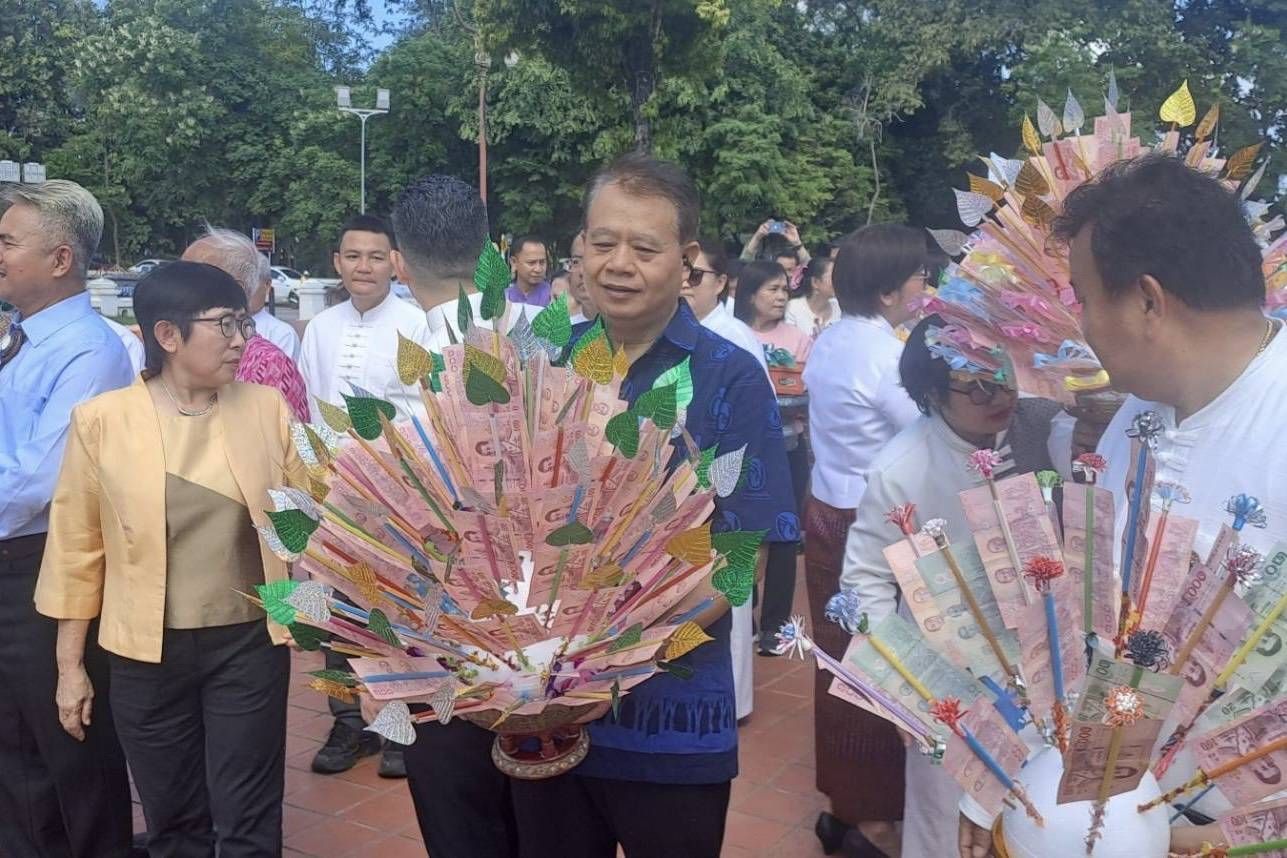 กยท. ร่วม กษ. ลงพื้นที่ จ.น่าน ถวายผ้ากฐินสามัคคี เสริมสิริมงคลตามพิธีล้านนาพร้อมมอบน้ำหมักปลาหมอฯ - โฉนดต้นยาง หนุนเกษตรกรสร้างอาชีพที่ยั่งยืน 3 1106154