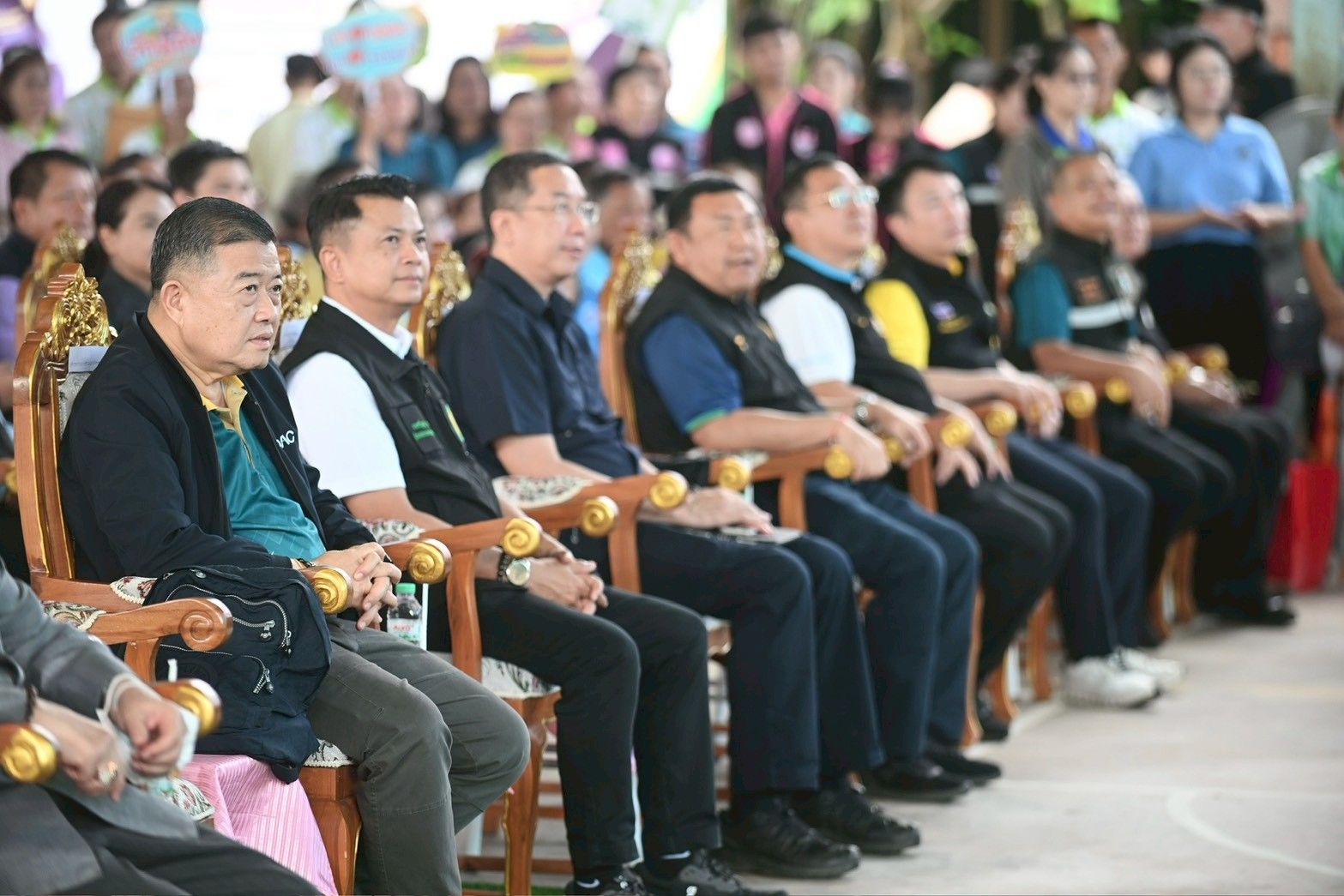ขอมา นัสจัดให้ “รมว.ธรรมนัส“ ฝ่าพายุ ลุยพบเกษตรกรชัยภูมิ สั่งอนุมัติงบ 40 ล้าน ขยายอ่างเก็บน้ำหนองกลางโคก เพิ่มความจุกว่า 2 หมื่น เป็น 150,000 ลบ.ม.ใช้ประโยชน์ทันที ภายในปีนี้ 4 1366170