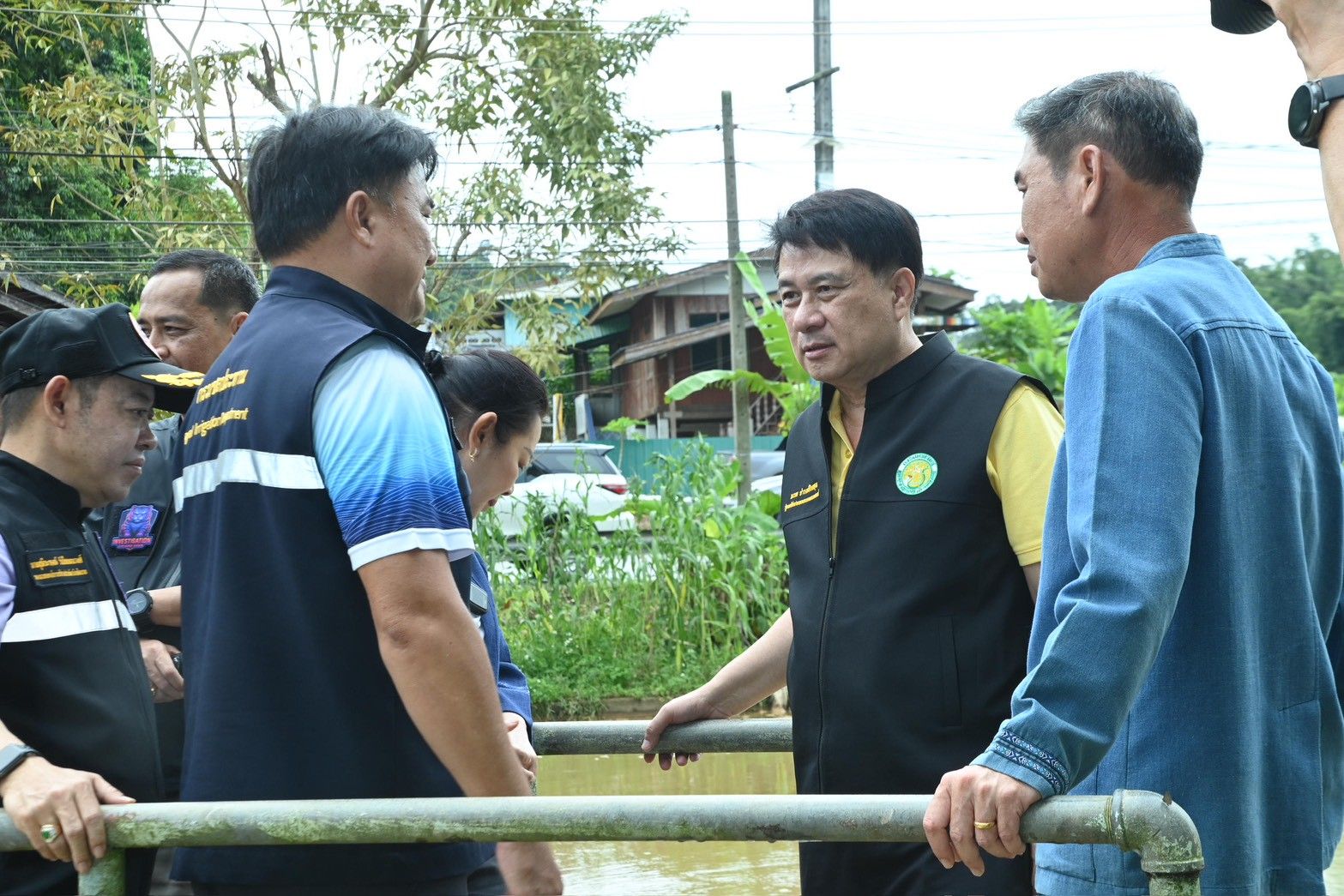 “รมช.นเรศ” ผลักดันโครงการพัฒนาแหล่งน้ำเชียงแสน ช่วยเกษตรกรกว่า 2,500 ไร่ มีน้ำใช้ตลอดปี พร้อมมอบกรมชลประทานเร่งสำรวจแก้ปัญหาฝายชำรุด เพิ่มศักยภาพบริหารจัดการน้ำอย่างยั่งยืน 8 1367226