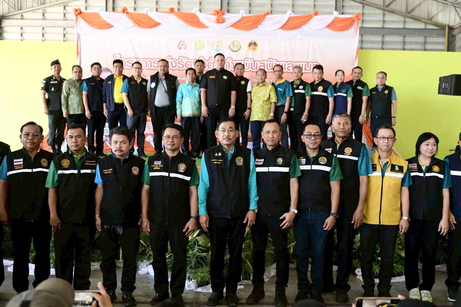 “รมช.อามินทร์” ขยายผลโครงการเร่งรัดผ่าตัดทำหมันสุนัขและแมวฯ จังหวัดยะลามุ่งควบคุมประชากรสัตว์ ป้องกันการแพร่ระบาดโรดพิษสุนัขบ้าในพื้นที่ 5 1367290