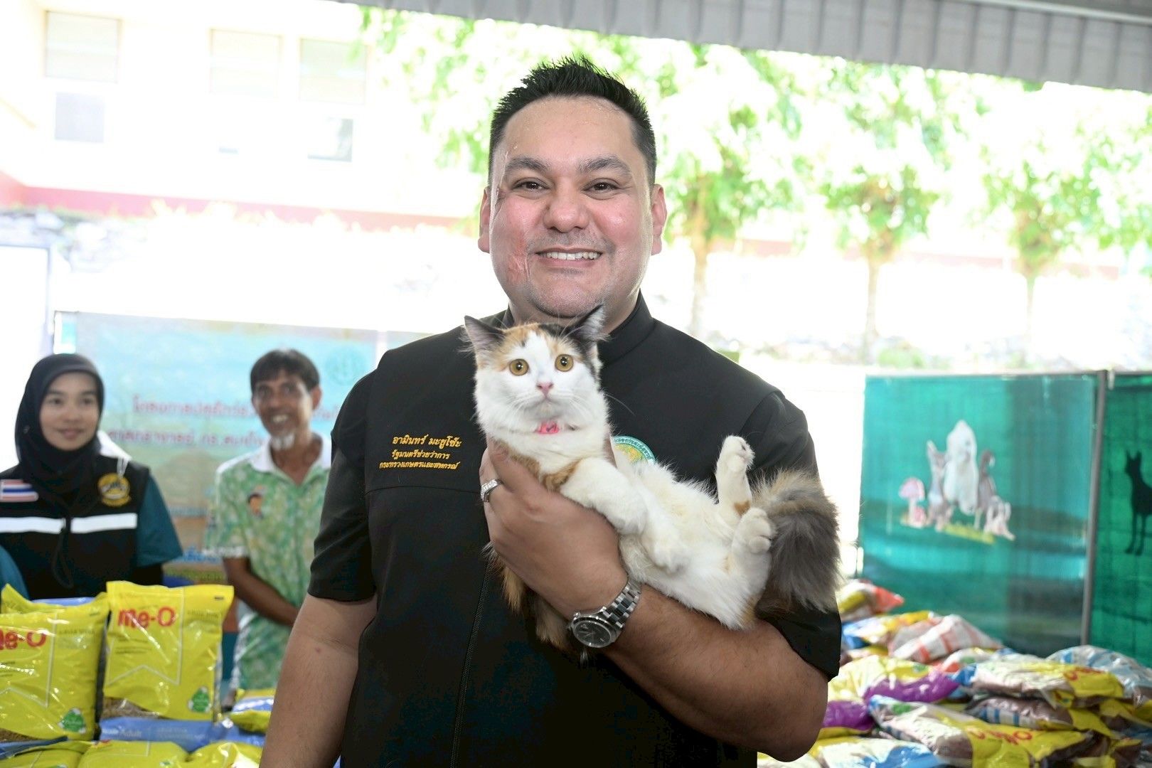 “รมช.อามินทร์” ขยายผลโครงการเร่งรัดผ่าตัดทำหมันสุนัขและแมวฯ จังหวัดยะลามุ่งควบคุมประชากรสัตว์ ป้องกันการแพร่ระบาดโรดพิษสุนัขบ้าในพื้นที่ 7 1367301