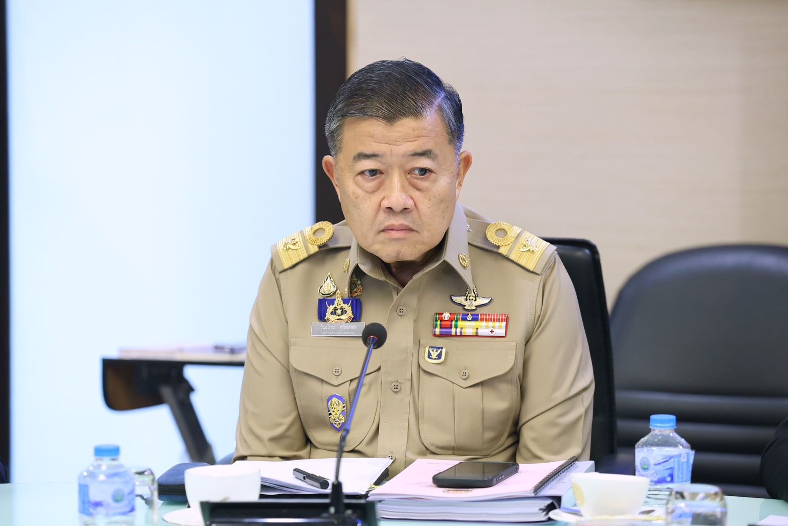 “ธรรมนัส” ลั่นเอาจริง ปราบยางเถื่อน–ขับเคลื่อนนโยบาย 3 สร้าง ยกระดับเกษตรกรเร่งเปิดด่านนำร่อง “ระนอง–ตาก” ส่งออกยางพารา คาดสร้างรายได้กว่า 60 ล้านบาทต่อปี 6 1373050 0