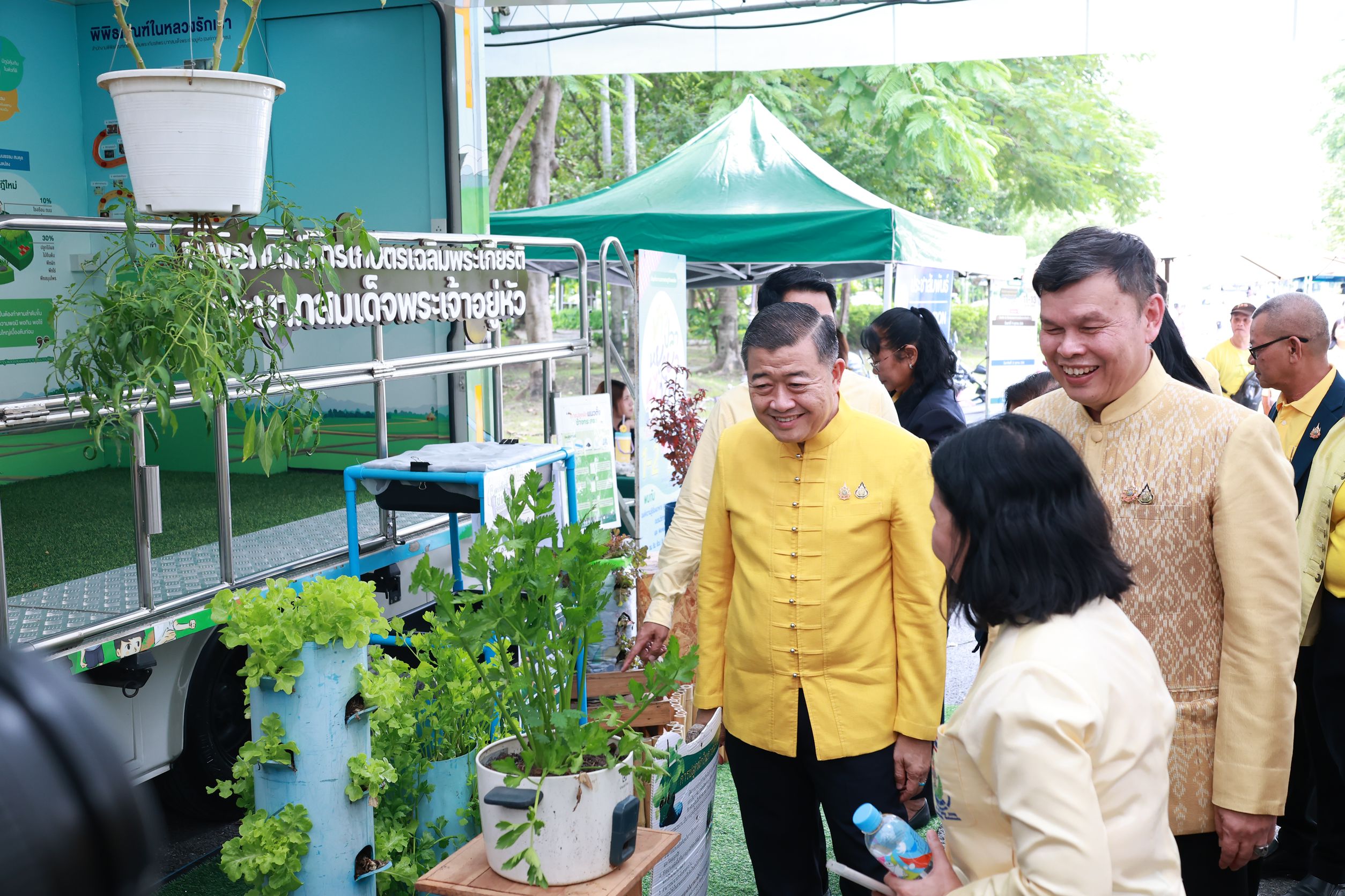ก.เกษตรฯ จัดงานมหกรรม “ในความทรงจำ” เพื่อน้อมรำลึกในพระมหากรุณาธิคุณในหลวง ร.9 เปิดโอกาสให้ประชาชนได้เรียนรู้ แลกเปลี่ยน แบ่งปัน เก็บเกี่ยวประสบการณ์ด้านการเกษตร พร้อมพบกิจกรรมมากมายภายในงาน ระหว่างวันที่ 11 - 13 ต.ค. 68 ณ พิพิธภัณฑ์การเกษตรเฉลิมพระเกียรติฯ จ.ปทุมธานี 6 1376399