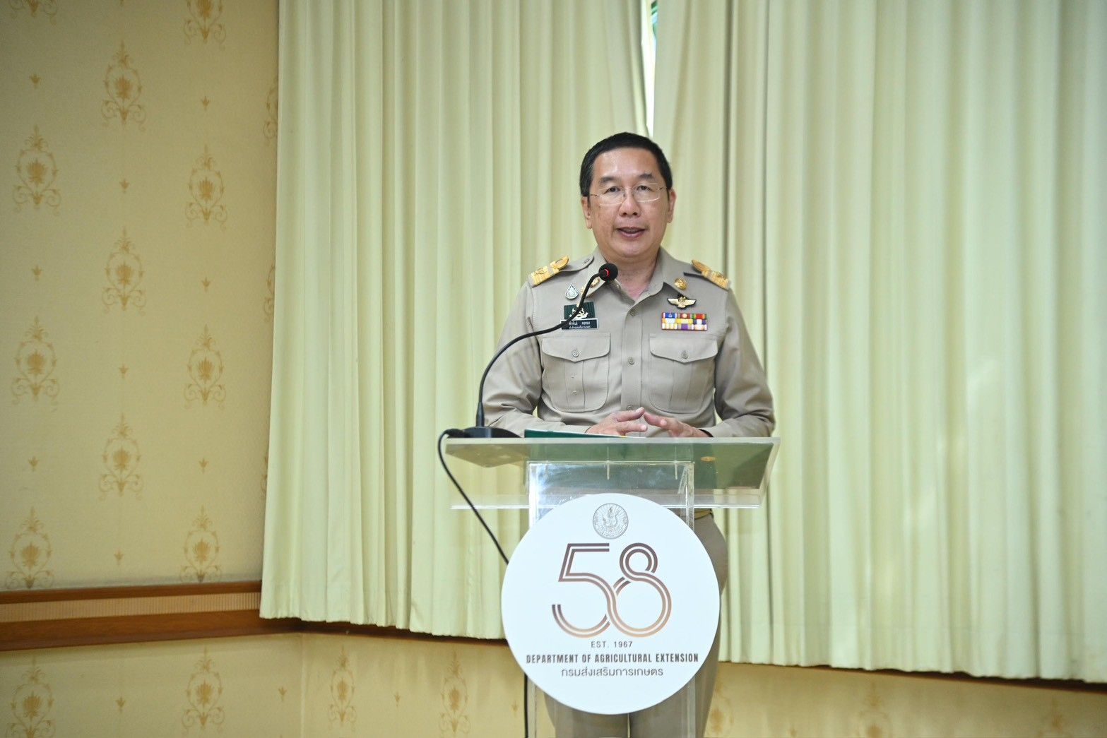 “รมช.อามินทร์” ย้ำปี 69 จุดเปลี่ยนงานส่งเสริมเกษตรไทย ขับเคลื่อนด้วยเทคโนโลยีดิจิทัล ยกระดับมาตรฐาน อย.-ฮาลาล สู่ตลาดโลก มุ่งพัฒนาเกษตรกรไทยให้เข้มแข็ง รายได้มั่นคง 4 1388358