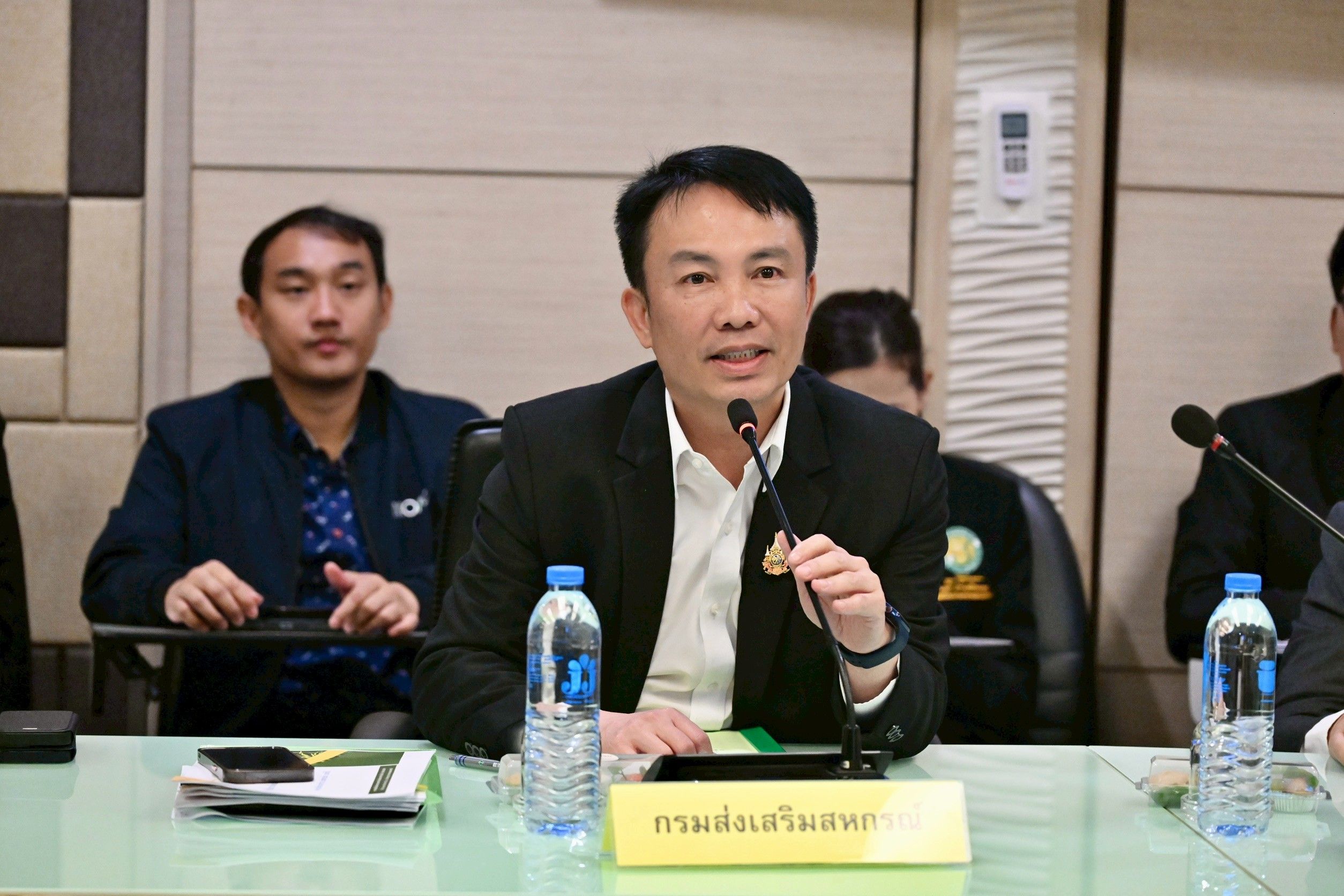 “รมช.นเรศ” นำขับเคลื่อน 3 โครงการพยุงราคาข้าวปี 68/69 เร่งสหกรณ์รับซื้อผลผลิต ตั้งแต่พฤศจิกายน ตั้งเป้ารับข้าว 4 ล้านตัน รักษาราคาขั้นต่ำตันละ 12,000 บาท 6 1389469