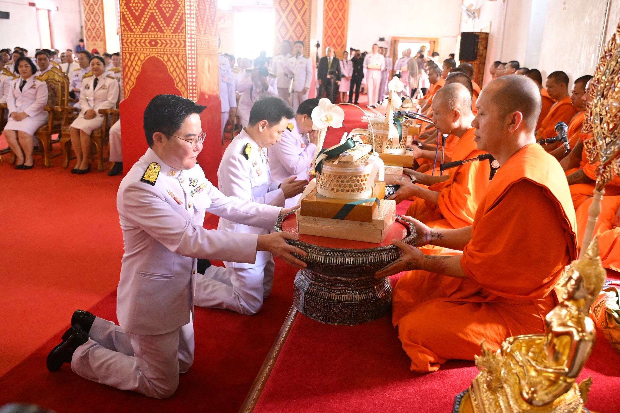 กระทรวงเกษตรและสหกรณ์ จัดพิธีถวายผ้าพระกฐินพระราชทาน ประจำปี 2568 โดยมีข้าราชการ พนักงาน เจ้าหน้าที่ และประชาชนผู้มีจิตศรัทธา เข้าร่วม ณ วัดศรีโคมคำ พระอารามหลวง ตำบลเวียง อำเภอเมือง จังหวัดพะเยา 6 32