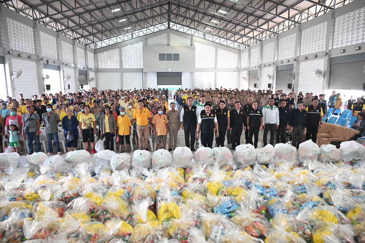 “รมว.ธรรมนัส” นำทีมเกษตรฯ ลุย นครสวรรค์ ตรวจน้ำท่วม สั่ง เร่งสำรวจความเสียหาย ลั่น เดินหน้าแผนสร้างประตูระบายน้ำคลองเกรียงไกร แก้ปัญหาน้ำแล้ง ย้ำรัฐบาลพร้อมทำให้ดีที่สุด 6 3682832