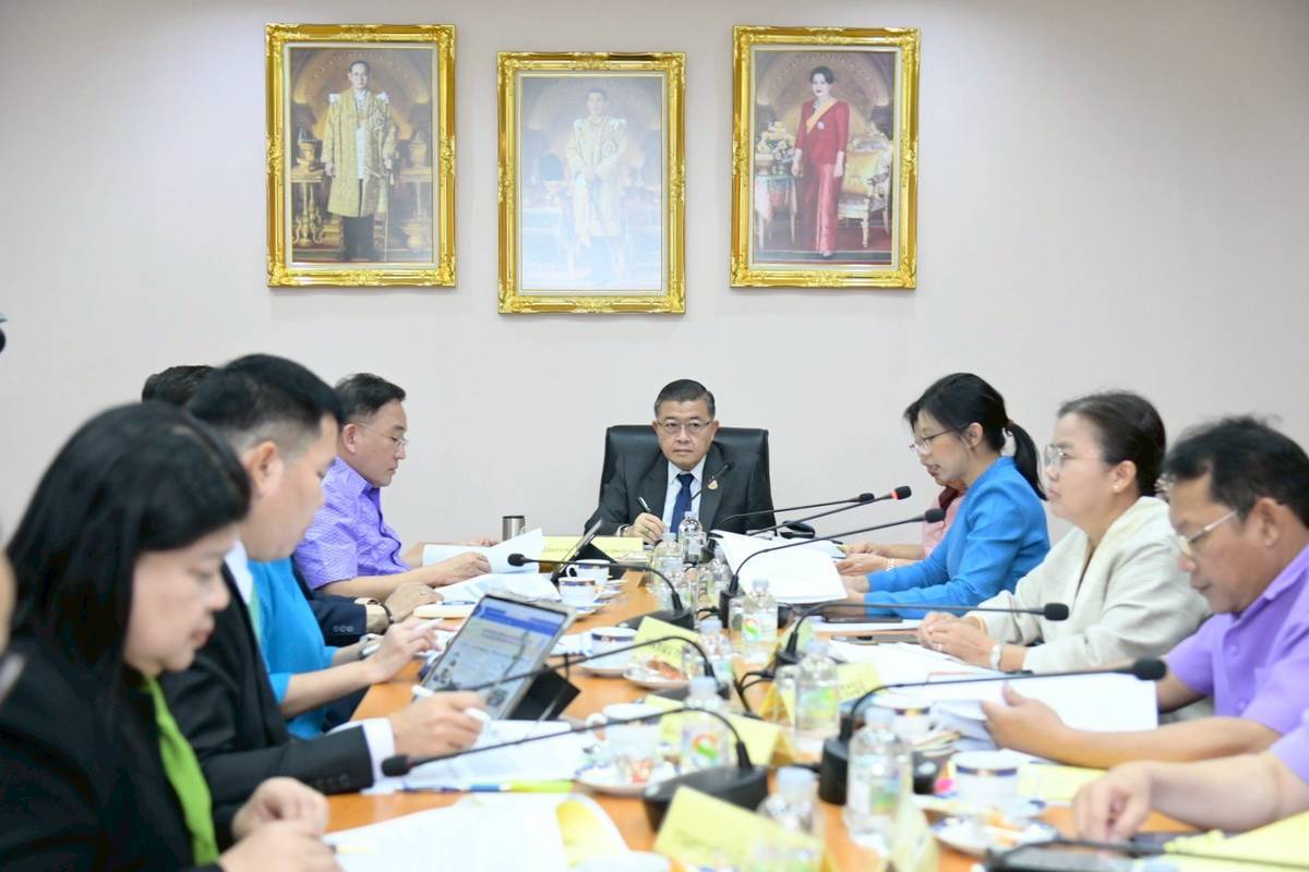 ปลัดเกษตรฯ ขับเคลื่อนการดำเนินโครงการพระราชดำริทั่วประเทศ มุ่งพัฒนาแหล่งน้ำ ดิน อาชีพเกษตร ยกระดับคุณภาพชีวิตเกษตรกรอย่างยั่งยืน 3 3708277