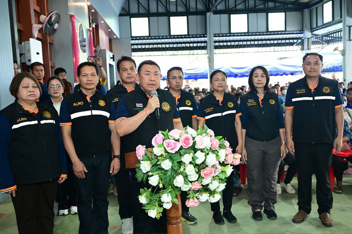 “รมช.นเรศ“ ลงพื้นที่เชียงราย มอบโฉนดเกษตร-โฉนดต้นไม้ หนุนพัฒนาอาชีพ หนุนเข้าถึงแหล่งทุน พัฒนาที่ดินและอาชีพ พร้อมบูรณาการโครงการลำไยคุณภาพยกระดับรายได้เกษตรกร 3 3715284