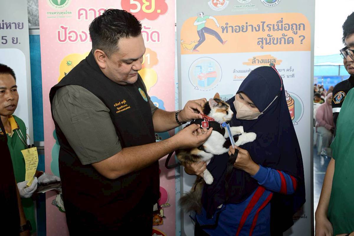 “รมช.อามินทร์” ลุยปัตตานี เปิดโครงการทำหมันสุนัข–แมว คุมโรคพิษสุนัขบ้าสร้างพื้นที่ปลอดภัย คุมประชากรสัตว์ ลดปัญหาสัตว์จรจัด ป้องกันการแพร่ระบาดโรคร้ายแรง 6 3715303