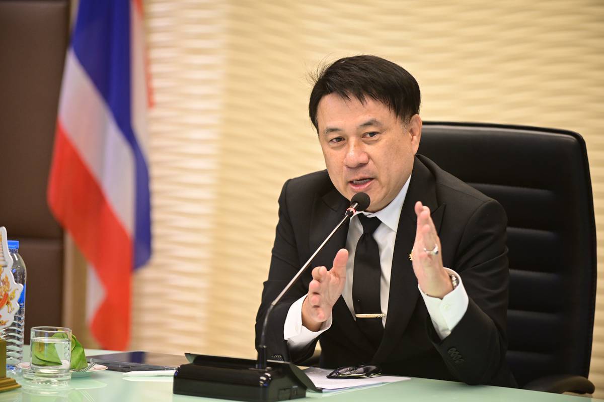 “รมช.นเรศ” จับมือกระทรวงพลังงาน เดินหน้าโครงการโซลาร์สูบน้ำเพื่อการเกษตร ลดต้นทุนพลังงาน–เพิ่มประสิทธิภาพจัดการน้ำ ช่วยเกษตรกรสู้ภัยแล้ง ตอบโจทย์นโยบาย Quick Big Win ของรัฐบาล 2 3727185