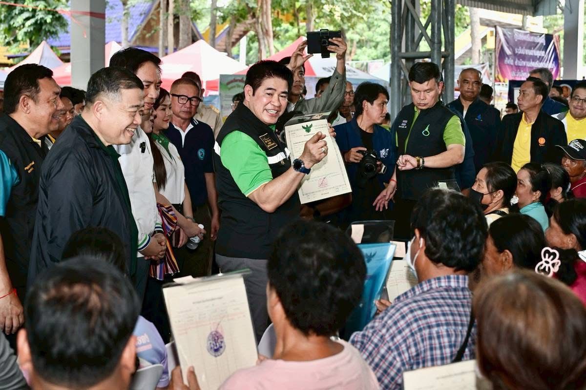 “รมว.ธรรมนัส” ลั่น โคราช คือ รั้วหน้าบ้านอีสาน ถ้าไม่พัฒนา อีก 19 จังหวัดไปต่อไม่ได้ ลุยโครงการผันน้ำลำตะคอง เร่งแก้วิกฤตแล้ง พร้อมเคลียร์หนี้สหกรณ์ให้เกษตรกร ทั่ว ปท. 4 S 14344348