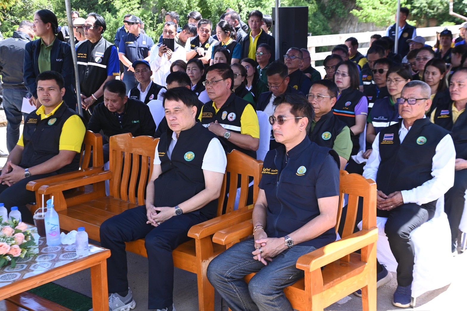 “รมช.นเรศ” เร่งแก้ปัญหาอุทกภัยแม่แจ่มอย่างยั่งยืน ผลักดันโครงการเร่งด่วน “อ่างเก็บน้ำแม่ศึก และฝายผาแดง” ควบคู่ฟื้นฟูพื้นที่หลังน้ำลด บรรเทาความเดือดร้อนเกษตรกร 6 S 22806543