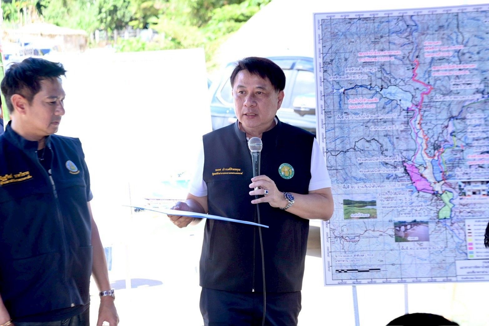 “รมช.นเรศ” เร่งแก้ปัญหาอุทกภัยแม่แจ่มอย่างยั่งยืน ผลักดันโครงการเร่งด่วน “อ่างเก็บน้ำแม่ศึก และฝายผาแดง” ควบคู่ฟื้นฟูพื้นที่หลังน้ำลด บรรเทาความเดือดร้อนเกษตรกร 3 S 22806554