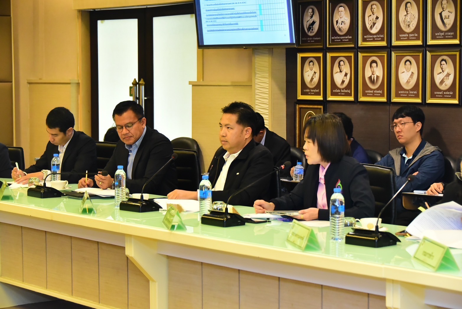 “รองปลัดฯ กฤษ” ประชุมคณะทำงานบริหารจัดการปัญหาฝุ่นละออง PM2.5 ภาคการเกษตร เร่งขับเคลื่อนมาตรการลดเผาในพื้นที่เกษตร 6 S 23601266