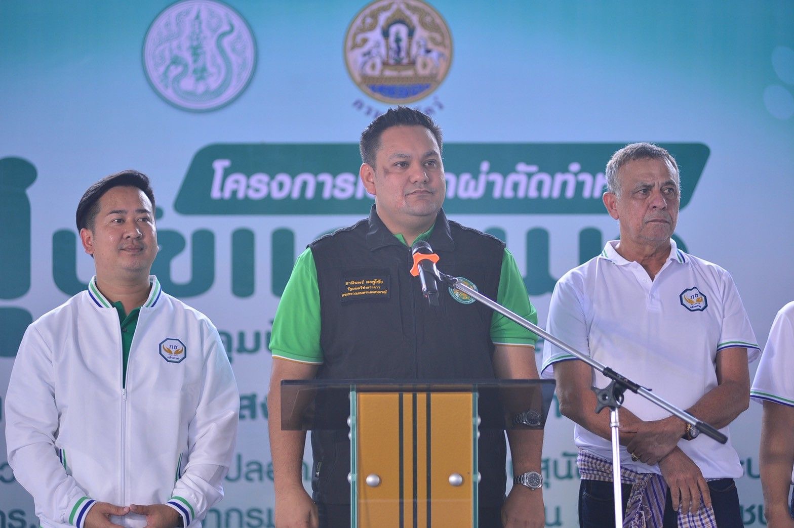 “รมช.อามินทร์” ลุยสงขลา เร่งรัดทำหมันสุนัข–แมว ควบคุมโรคพิษสุนัขบ้า ยกระดับสวัสดิภาพสัตว์ สร้างชุมชนปลอดโรค คนปลอดภัย ตามแนวทางกระทรวงเกษตรฯ 2 S 490913816