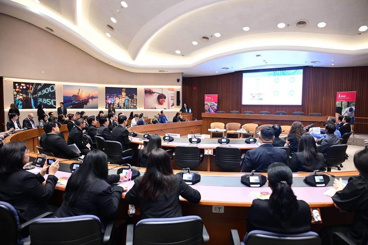 “รมช.นเรศ” ร่วมเปิดงาน IFAD-APR หนุนความร่วมมือเกษตรยั่งยืนในเอเชีย-แปซิฟิก ดันไทยใช้เทคโนโลยีลดต้นทุน–เพิ่มมูลค่าสินค้าเกษตร 5 S 491946038