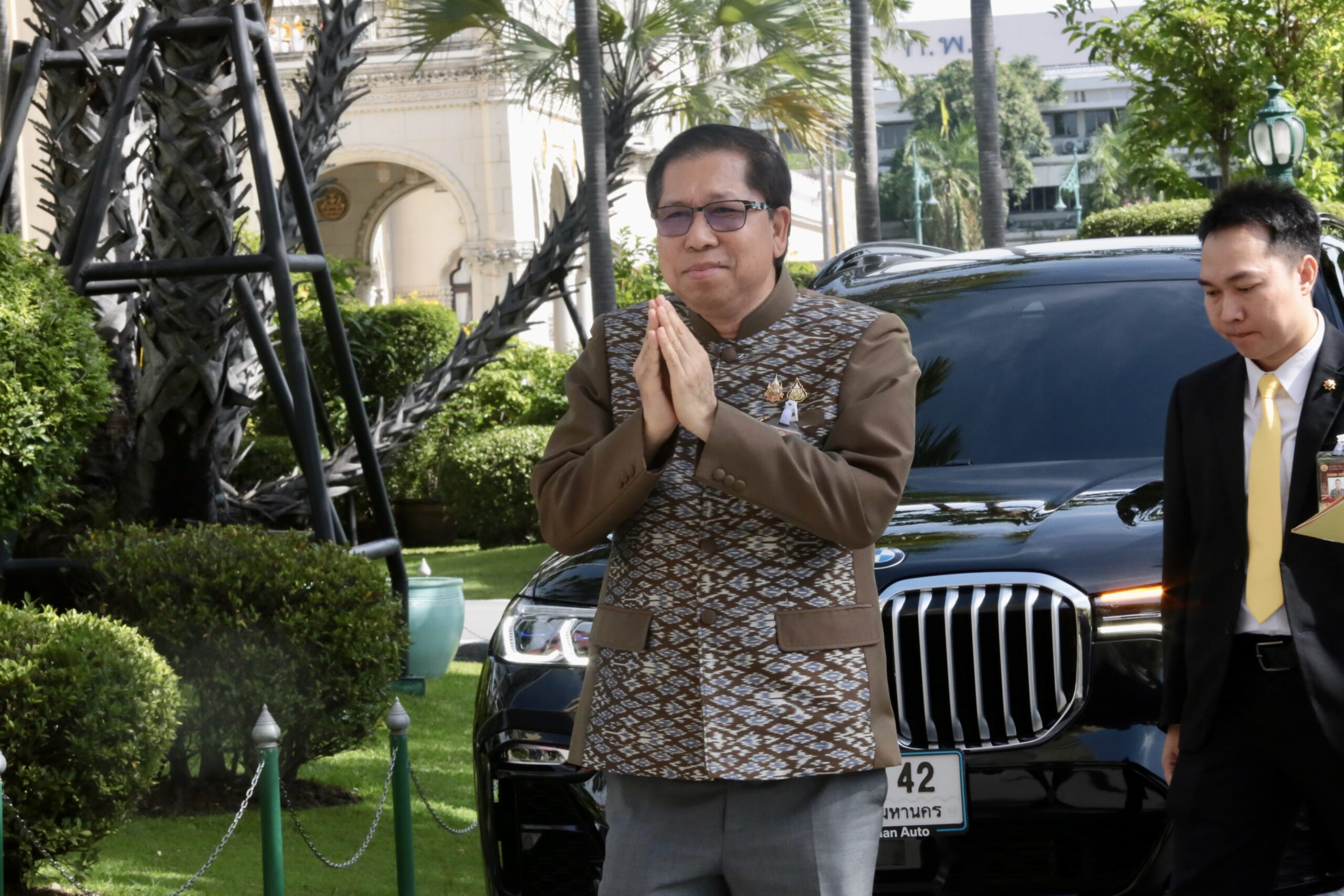 “สันติ ปิยะทัต” เตรียมลงพื้นที่ตรวจราชการอีก 3 จังหวัด ยันความโปร่งใส ลาออกจาก บ.เอกชน ก่อนนั่งเก้าอี้รัฐมนตรี 2 S 53395732 scaled