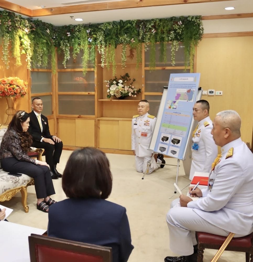 “เจ้าฟ้าจุฬาภรณ์ฯ” ทรงเร่งให้สร้างหลุมบุคคล 50 หลุมใช้เป็นที่มั่นกำบังให้ทหาร พร้อมสร้างหลุมหลบภัยประชาชน 8 แห่ง 2 S 53690664