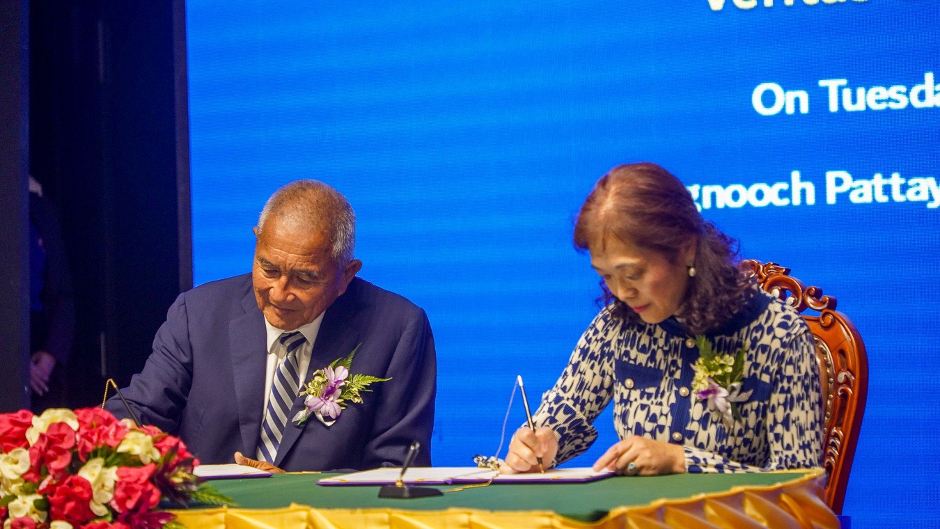 โรงเรียนนงนุชพัฒนาทักษะอาชีพและกีฬา จับมือ Veritas Collegiate Academyลงนาม MOU ร่วมพัฒนาหลักสูตร “เรียนรู้จากการลงมือทำจริง” สู่การศึกษาระดับนานาชาติ 4 S 8963141