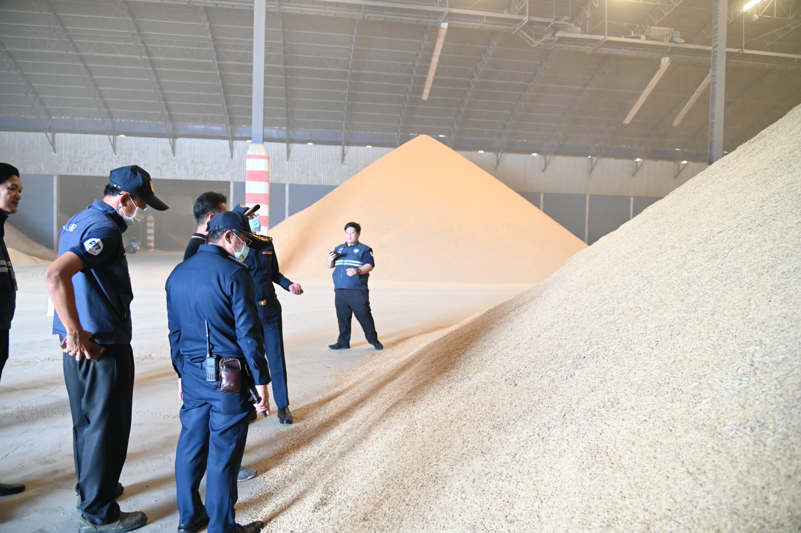 DIT ยืนยันดูแลราคาข้าวเหนียวเชียงใหม่อย่างใกล้ชิด เดินหน้ามาตรการพยุงราคา-ลดต้นทุน-ตรวจสอบการรับซื้อ ช่วยเกษตรกรขายได้ในระดับที่เป็นธรรม 3 dsc 4183 scaled