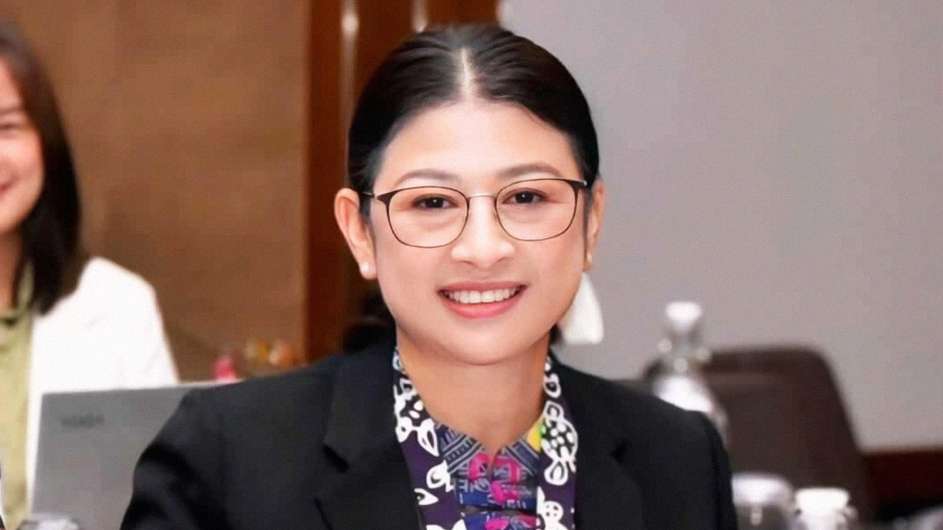 ดร.ฐิติพร หลาวประเสริฐ2