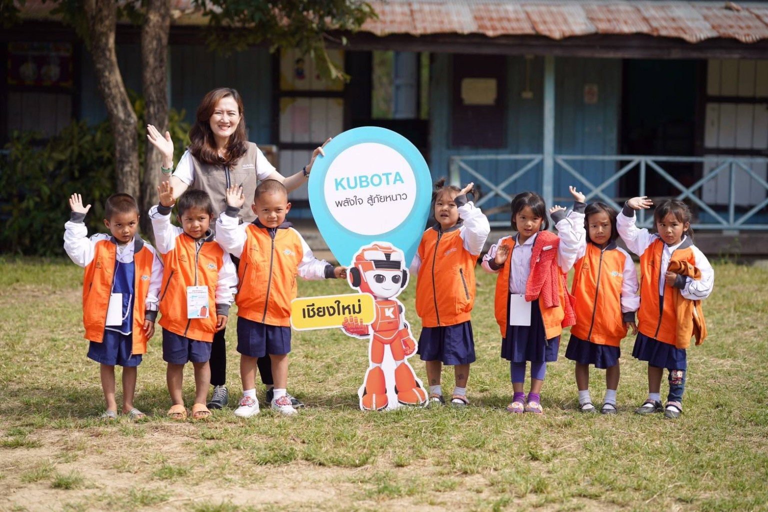 คูโบต้าพลังใจสู้ภัยหนาว26 ปี ของเสื้อกันหนาว ที่อบอุ่นด้วยเรื่องราวนับหมื่นใจ 7 นางวราภรณ์ โอสถาพันธุ์ กรรมการรองผู้จัดกา