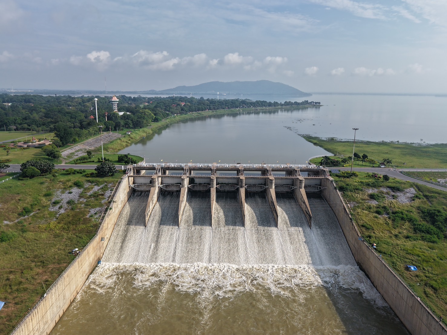 สถานการณ์ลุ่มน้ำป่าสักเริ่มคลี่คลาย 2 เขื่อน ทยอยลดระบาย ช่วยลดผลกระทบพื้นที่ท้ายน้ำ 2 ภาพชป1