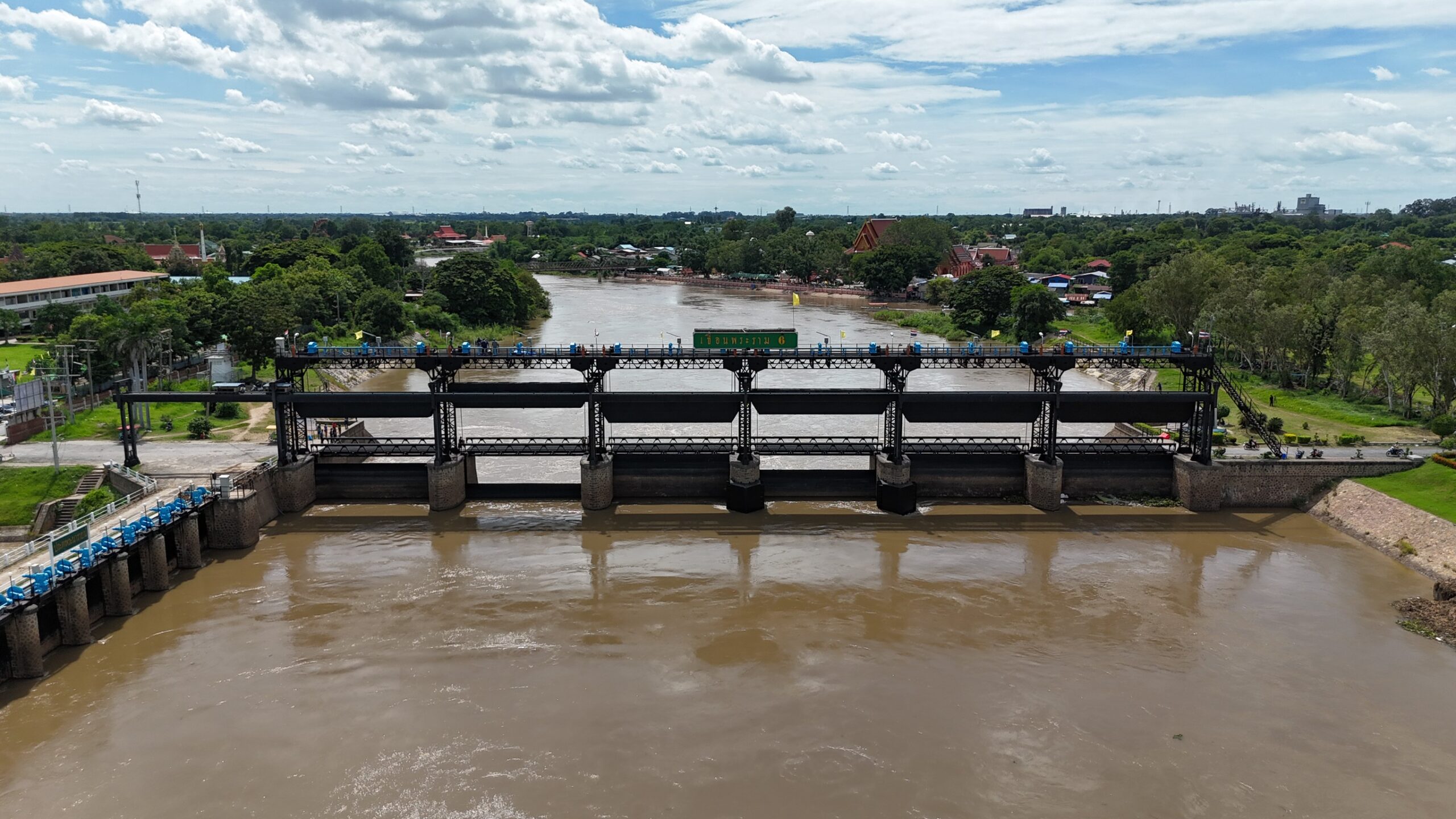 สถานการณ์ลุ่มน้ำป่าสักเริ่มคลี่คลาย 2 เขื่อน ทยอยลดระบาย ช่วยลดผลกระทบพื้นที่ท้ายน้ำ 4 ภาพชป3 scaled
