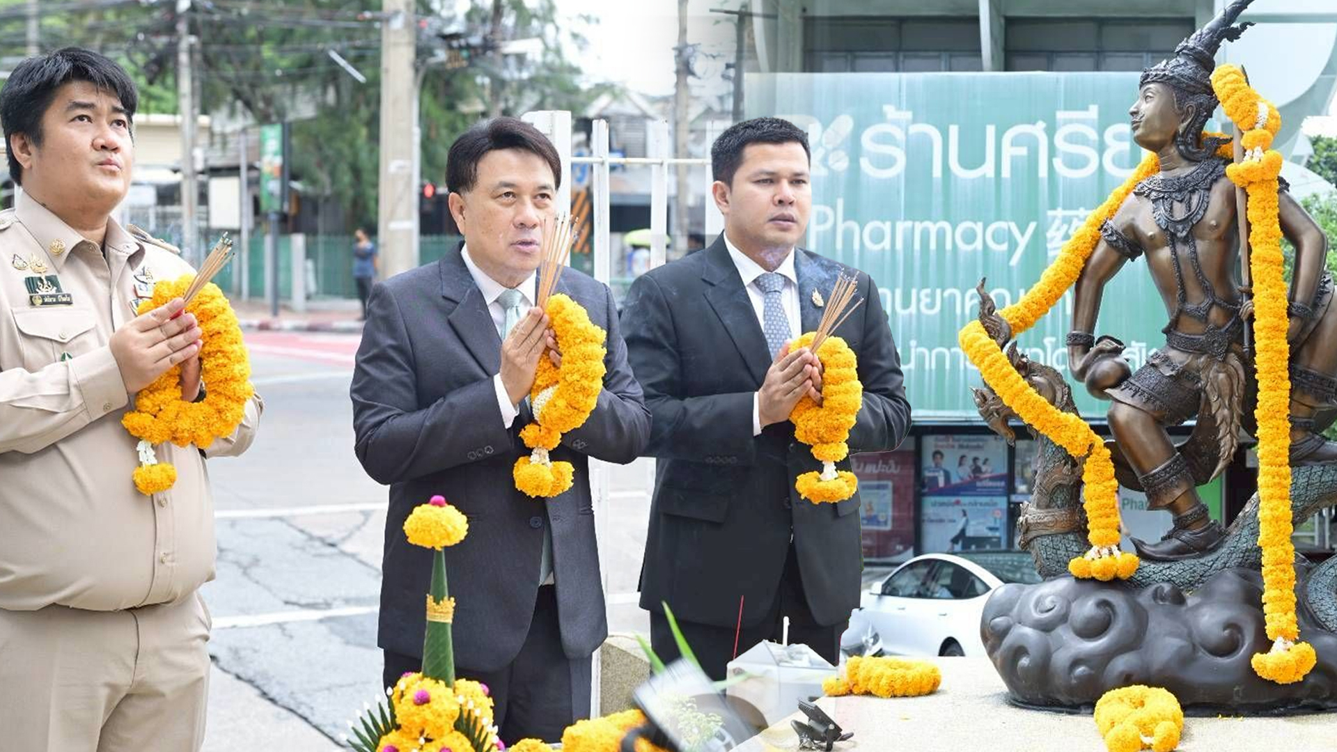 รมช.นเรศ2