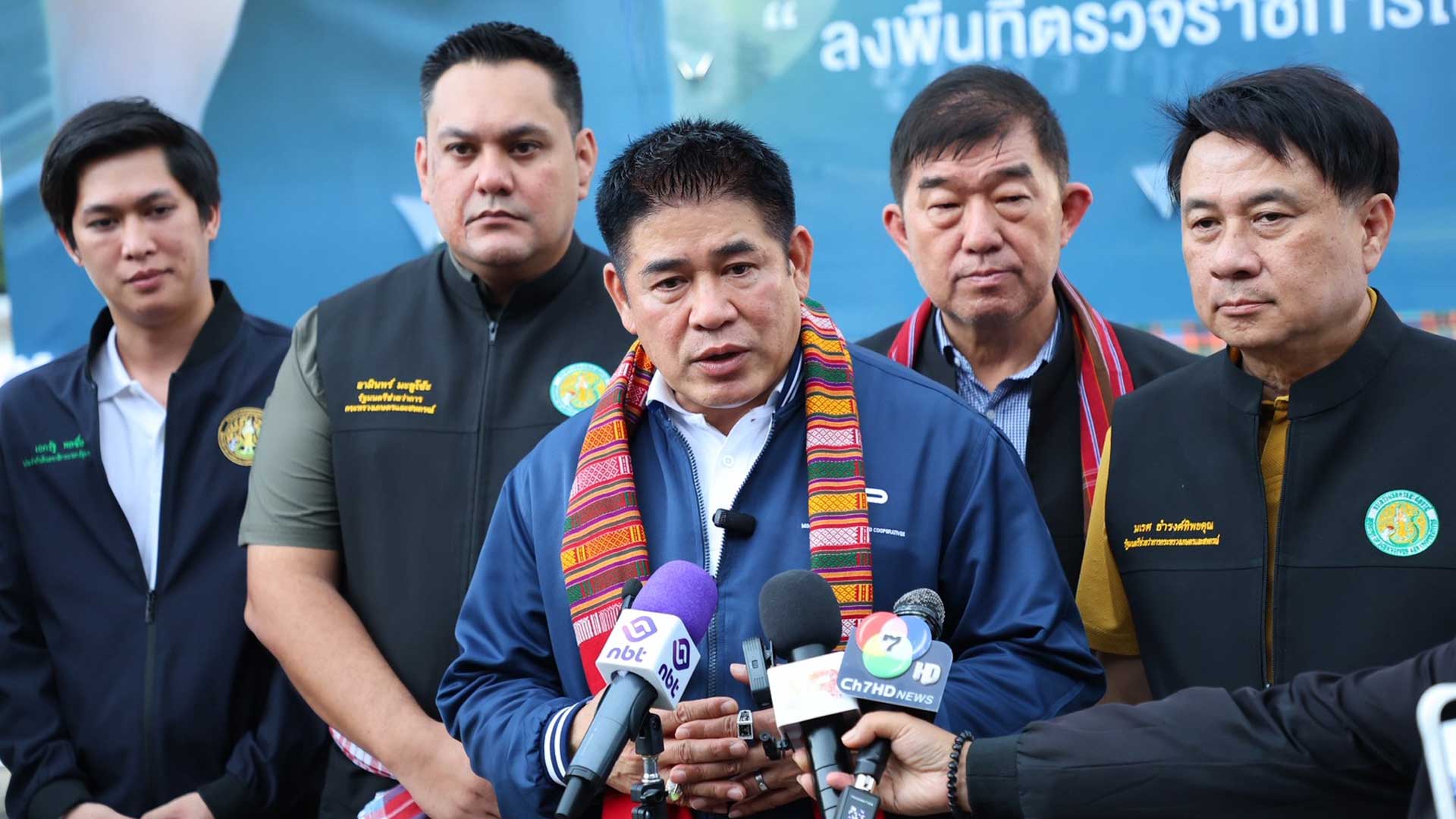 รมว.ธรรมนัส นำ 2 รมช.ลุย อุบลฯ ตรวจน้ำท่วม สั่ง กรมชลฯเร่งระบายน้ำ มั่นใจ 15 วันลดลง ดันสร้าง“อุโมงค์ผันน้ำอ้อมแก่งสะพือ”เข้างบปี 70 1 รมว.ธรรมนัส2 2