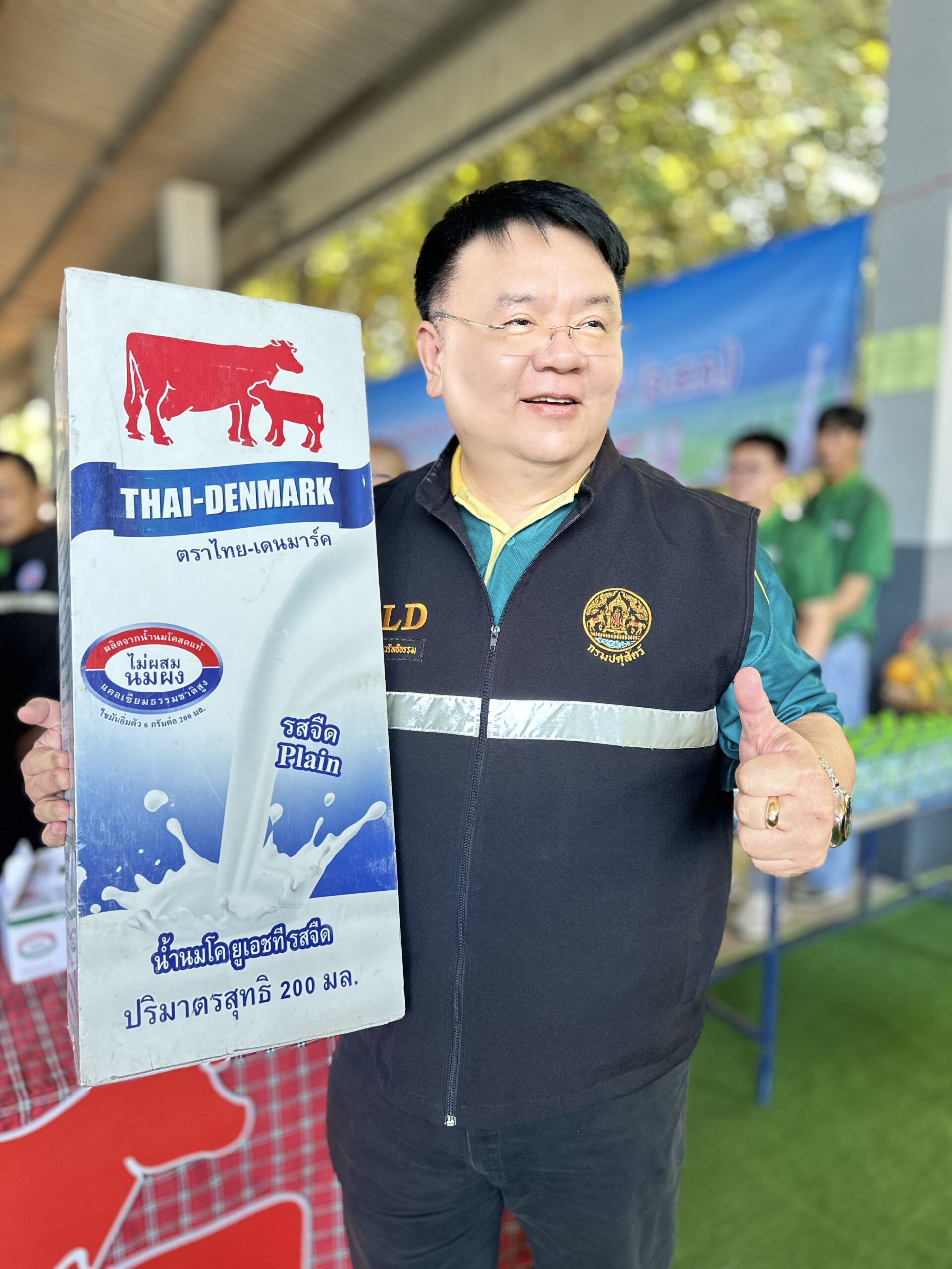 กระทรวงเกษตรและสหกรณ์ ยืนยัน นมโคไทยมีคุณภาพ มีการตรวจสอบเป็นไปตามมาตรฐานในทุกกระบวนการ 8 07280011 B4CA 4D48 BEB2 93B17BD34ADC scaled