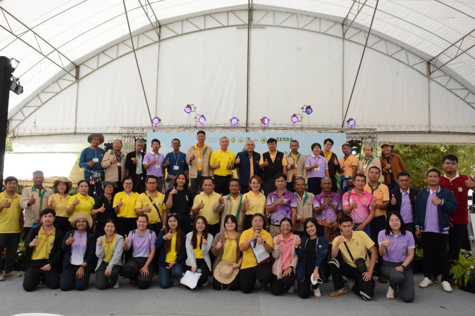 กรมพัฒนาที่ดิน จัดกิจกรรมวันดินโลก 2568 รวมพลัง “หมอดินอาสา” ขึ้นเวทีโชว์เทคนิคจัดการดิน - น้ำ เพื่ออนาคตเมืองที่ยั่งยืน 9 10 1