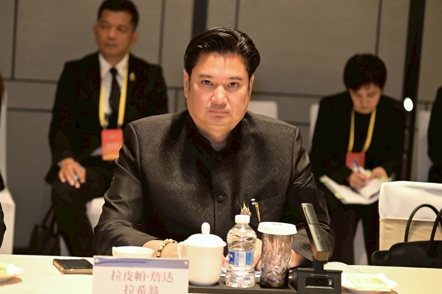 “รองนายกฯ ธรรมนัส 1017542