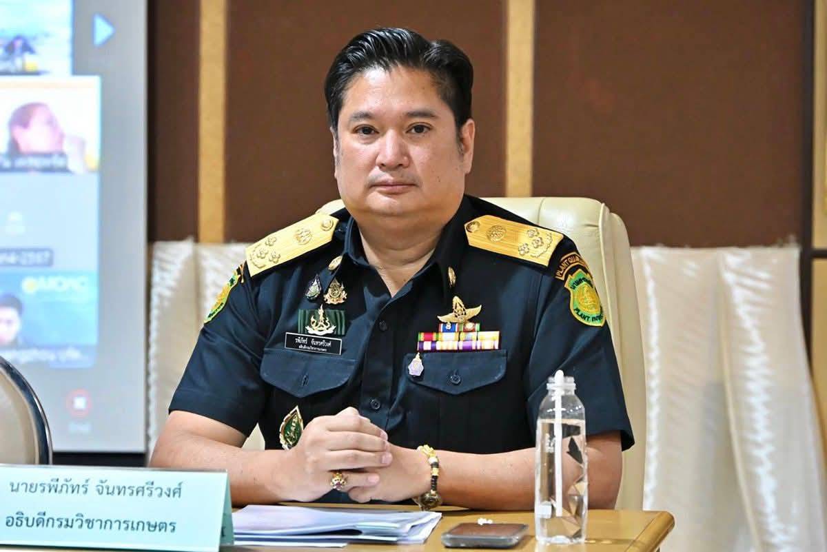 กรมวิชาการเกษตร ร่วมทีมพญานาคราชลงพื้นที่จังหวัดจันทบุรี จับกุมลักลอบจำหน่ายวัตถุอันตรายทางการเกษตร ยึดของกลางมูลค่ากว่า 2 ล้านบาท 2 1018296