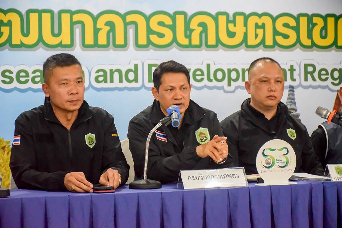 กรมวิชาการเกษตร ร่วมทีมพญานาคราชลงพื้นที่จังหวัดจันทบุรี จับกุมลักลอบจำหน่ายวัตถุอันตรายทางการเกษตร ยึดของกลางมูลค่ากว่า 2 ล้านบาท 4 1018298