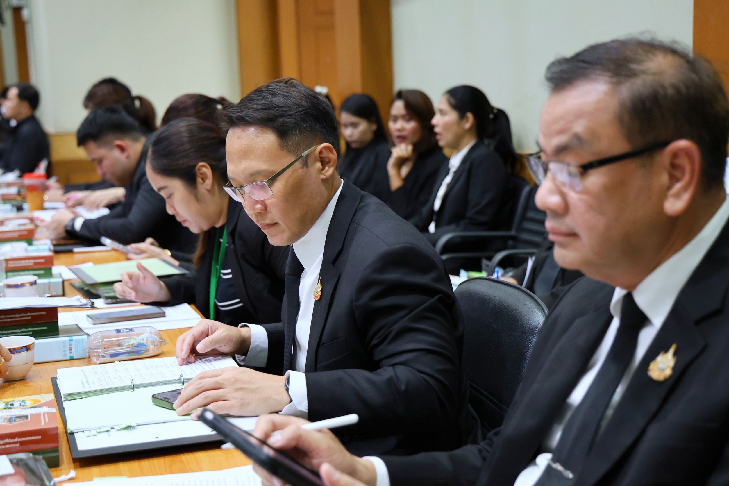 รมว.ธรรมนัส นำประชุม คปก. เห็นชอบขยายเวลาแจ้งการครอบครองที่ดิน 1 ปีพร้อมย้ำ ก.เกษตรเปิดกว้างพร้อมให้คำแนะนำ และอยู่เคียงข้างพี่น้องเกษตรกร 4 1197142