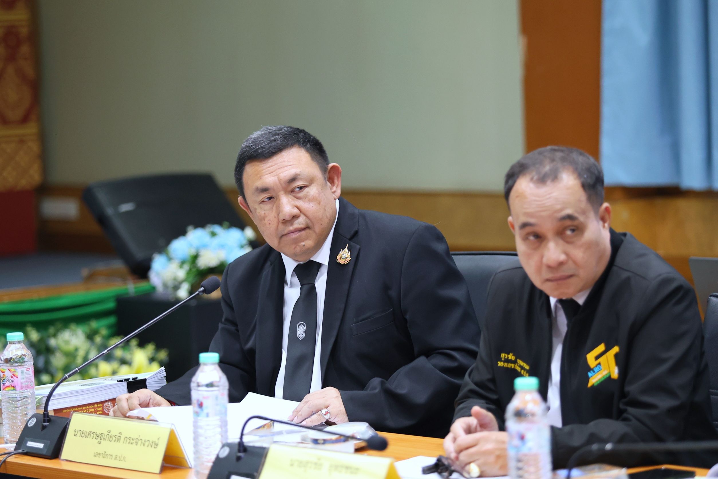 รมว.ธรรมนัส นำประชุม คปก. เห็นชอบขยายเวลาแจ้งการครอบครองที่ดิน 1 ปีพร้อมย้ำ ก.เกษตรเปิดกว้างพร้อมให้คำแนะนำ และอยู่เคียงข้างพี่น้องเกษตรกร 7 1197145