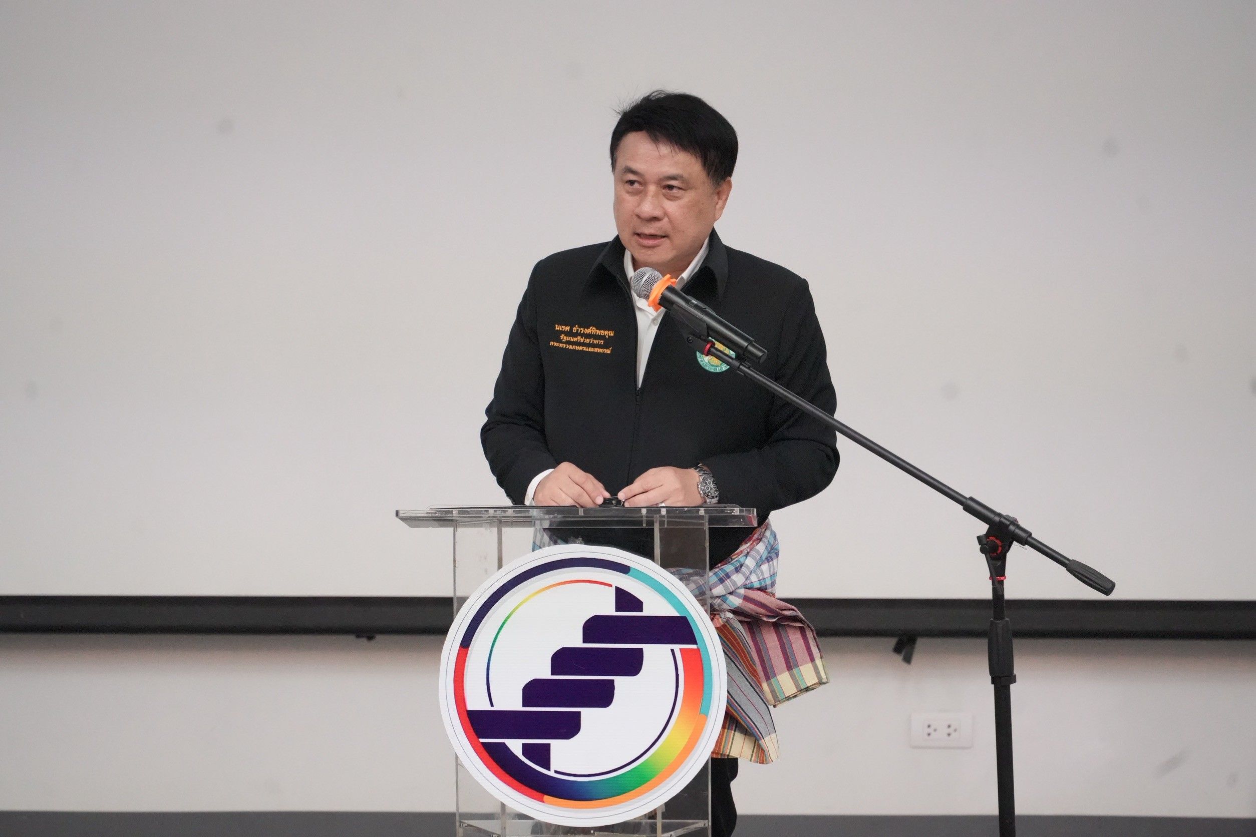 รมช.นเรศ เปิดประชุมใหญ่ผู้นำเครือข่ายสหกรณ์ 9 จังหวัดภาคเหนือ ผสานพลังหน่วยงานเครือข่าย เตรียมจัดงานครบรอบ 110 ปีแห่งการสหกรณ์ไทย 4 1201124