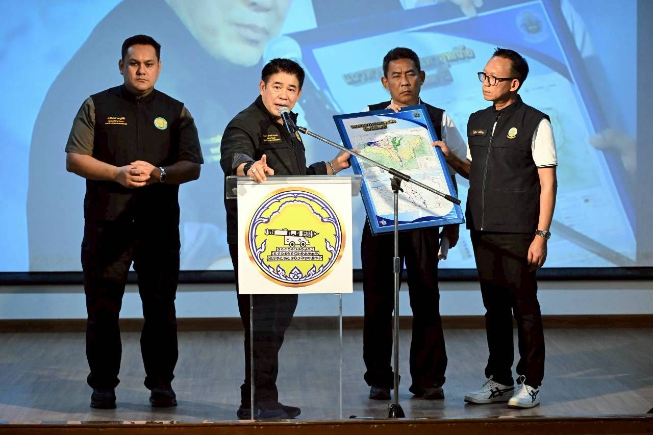 “รมว.ธรรมนัส” นำ 4 กระทรวง “กษ. ศธ. พม. กก.” ลง 3 จังหวัดชายแดนใต้ มุ่งพัฒนาคุณภาพชีวิตในทุกมิติ เน้นการบริหารจัดการน้ำอย่างเป็นระบบ การส่งเสริมอาชีพ พร้อมเร่งผลักดันราคายาง – ปาล์มน้ำมัน – โคเนื้อ และยกระดับอาหารฮาลาลเพื่อการส่งออก 13 1407619