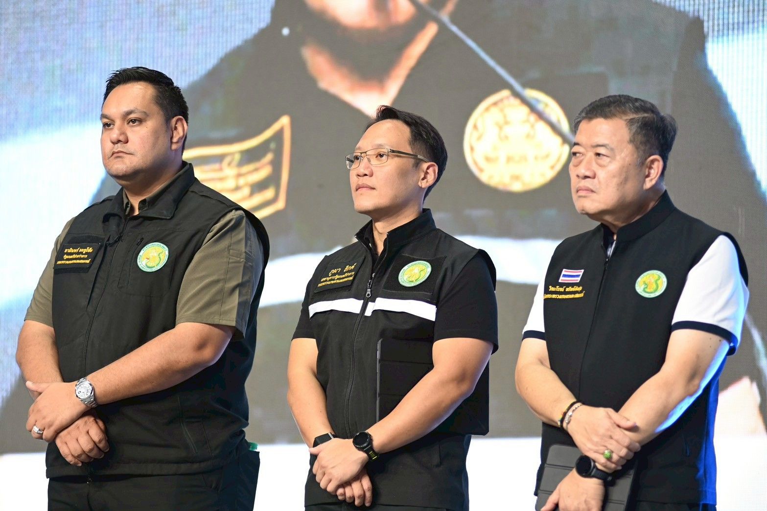 “รมว.ธรรมนัส” ลุยตรัง ติดตามนโยบาย 6 ด้าน เร่งผลักดันพัฒนาภาคใต้ เปิดเวทีรับฟังปัญหา พร้อมสั่งหน่วยงานเดินหน้ายกระดับราคาสินค้าเกษตร 8 1410601