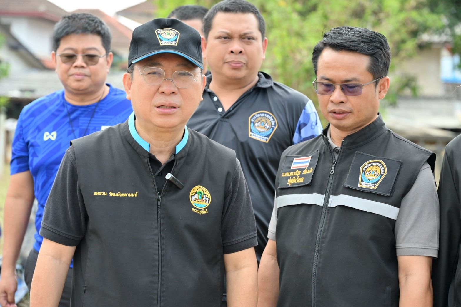 รมช.อามินทร์ มอบกรมปศุสัตว์ เร่งจัดการเก็บซากสัตว์ที่เสียชีวิตจากอุทกภัย ป้องกันโรคระบาดในพื้นที่น้ำท่วมใต้ 4 1438744