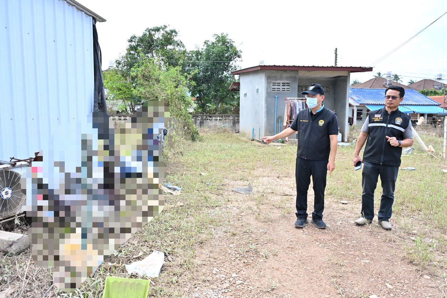 รมช.อามินทร์ มอบกรมปศุสัตว์ เร่งจัดการเก็บซากสัตว์ที่เสียชีวิตจากอุทกภัย ป้องกันโรคระบาดในพื้นที่น้ำท่วมใต้ 5 1438745