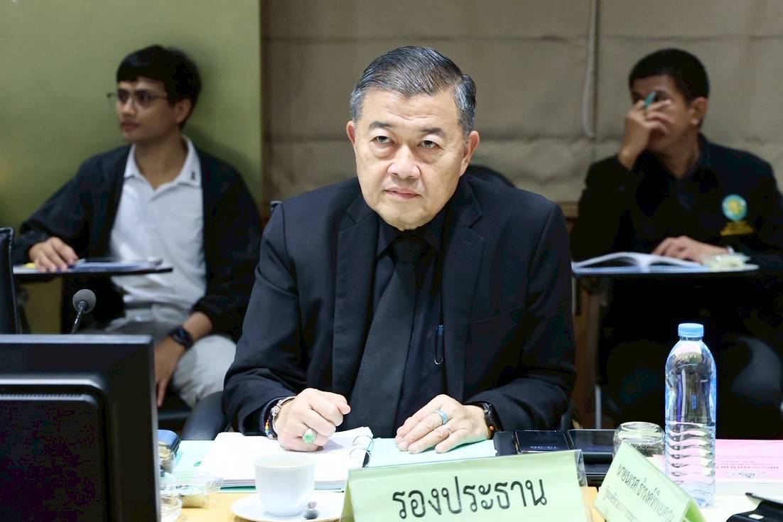 เกษตรฯ ลุยยกระดับมาตรฐานสินค้า 'ธรรมนัส' ดัน 5 ร่างกฎหมายคุมส่งออก-นำเข้าพร้อมคลอด 5 มาตรฐานใหม่ เน้น 'ขมิ้นชันแห้ง-อาหารสัตว์ผสมยา' เพิ่มขีดแข่งขันตลาดโลก 4 3743528