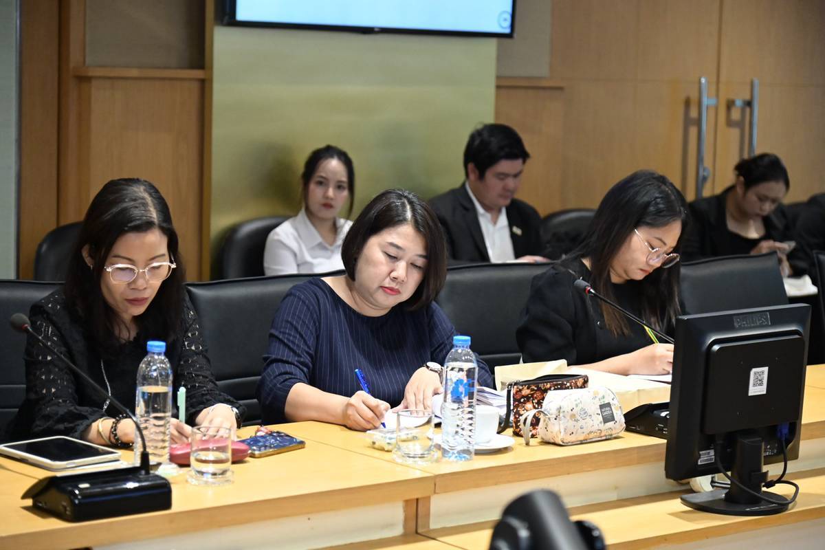 เกษตรฯ ลุยยกระดับมาตรฐานสินค้า 'ธรรมนัส' ดัน 5 ร่างกฎหมายคุมส่งออก-นำเข้าพร้อมคลอด 5 มาตรฐานใหม่ เน้น 'ขมิ้นชันแห้ง-อาหารสัตว์ผสมยา' เพิ่มขีดแข่งขันตลาดโลก 11 3743538