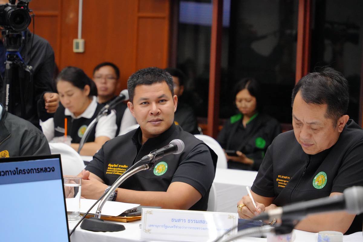 “รมช.นเรศ” เดินหน้าผลักดันการขับเคลื่อนงานพัฒนาพื้นที่สูง หนุนปรับโฉมภาคการผลิตตามเกณฑ์มาตรฐานมุ่งสร้างรายได้เพิ่มเกษตรกร ต่อยอดสู่เกษตรมูลค่าสูงอย่างยั่งยืน 3 3753912