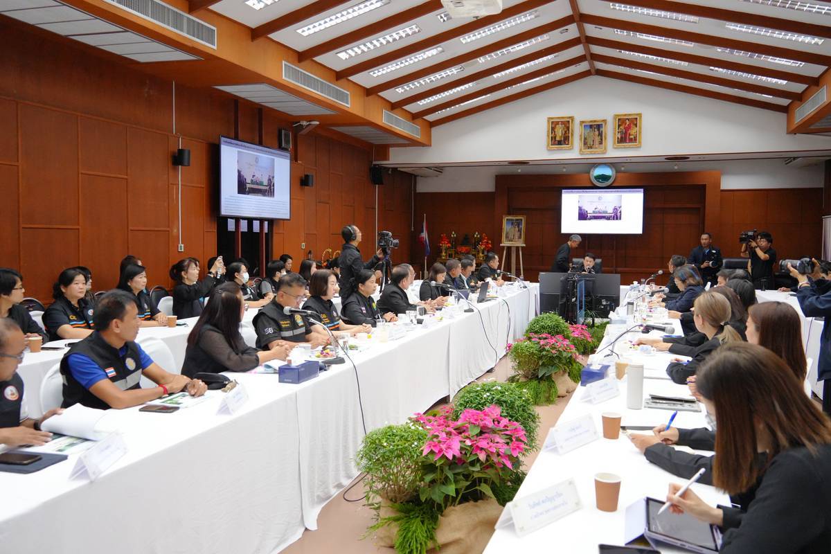 “รมช.นเรศ” เดินหน้าผลักดันการขับเคลื่อนงานพัฒนาพื้นที่สูง หนุนปรับโฉมภาคการผลิตตามเกณฑ์มาตรฐานมุ่งสร้างรายได้เพิ่มเกษตรกร ต่อยอดสู่เกษตรมูลค่าสูงอย่างยั่งยืน 6 3753916